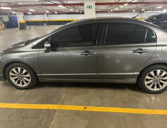 HONDA CIVIC 1.8 LXL 16V FLEX 4P AUTOMÁTICO HONDA CIVIC 1.8 LXL 16V FLEX 4P AUTOMÁTICO